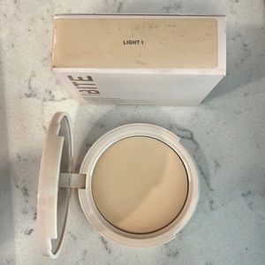 Set of (2) Bite change maker powder.